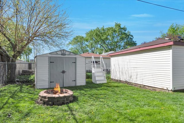 14445 Kildare Avenue, Midlothian, IL 60445