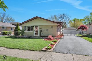 14445 Kildare Avenue, Midlothian, IL 60445