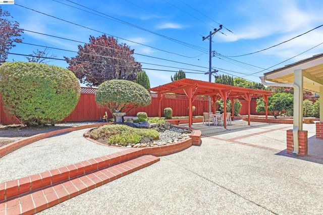 5346 Brophy Dr, Fremont, CA 94536
