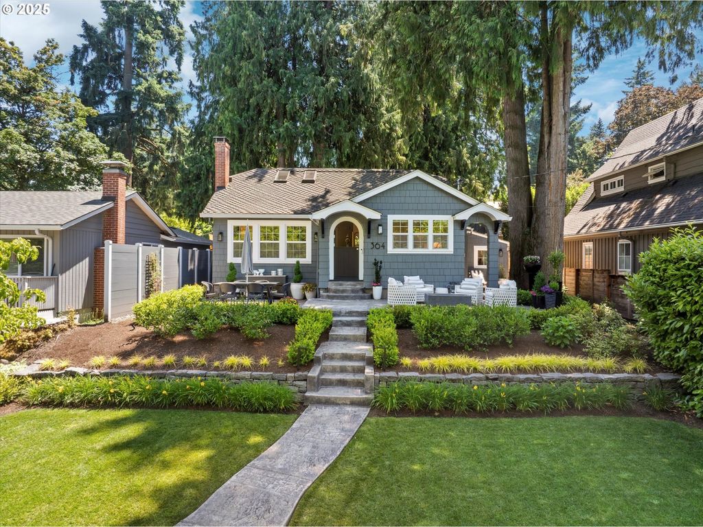 364 NORTHSHORE Rd, Lake Oswego, OR 97034