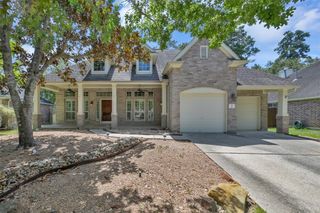 7 S Hawthorne Hollow Circle, Conroe, TX 77384