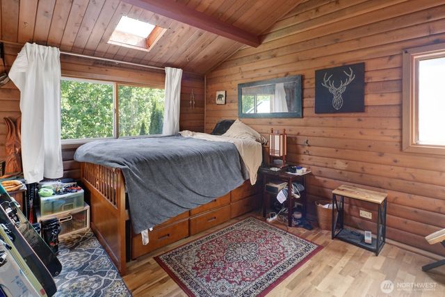 2070 Fairhaven Avenue, Bellingham, WA 98229