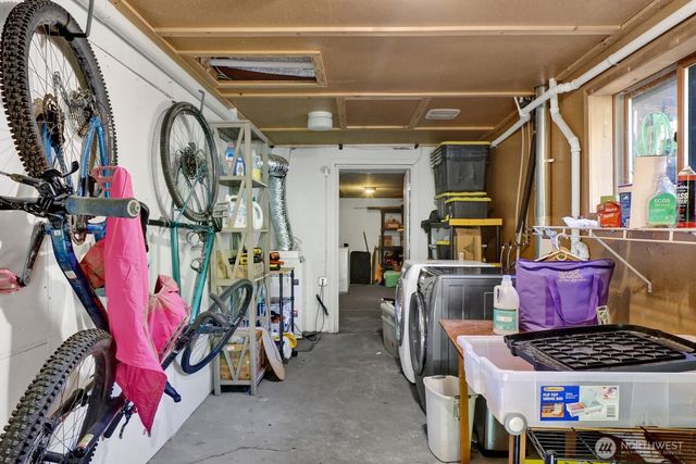 2070 Fairhaven Avenue, Bellingham, WA 98229