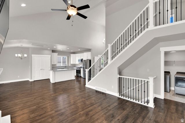 1568 E CHERRY LN, Layton, UT 84040