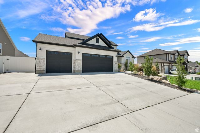 1568 E CHERRY LN, Layton, UT 84040