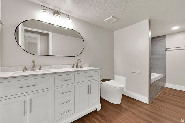 1568 E CHERRY LN, Layton, UT 84040