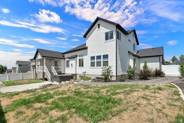 1568 E CHERRY LN, Layton, UT 84040