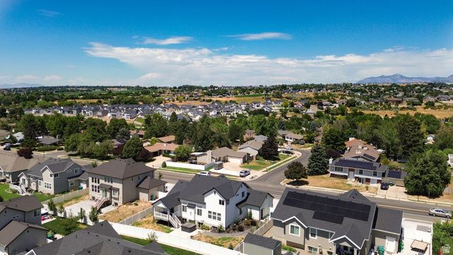 1568 E CHERRY LN, Layton, UT 84040