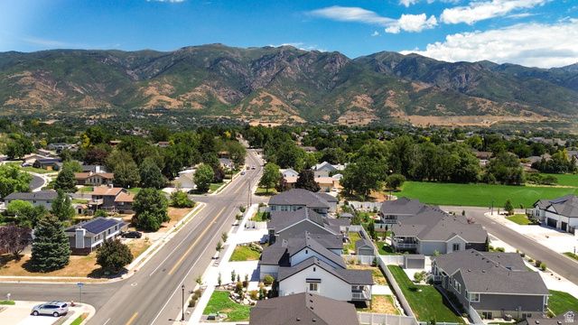 1568 E CHERRY LN, Layton, UT 84040