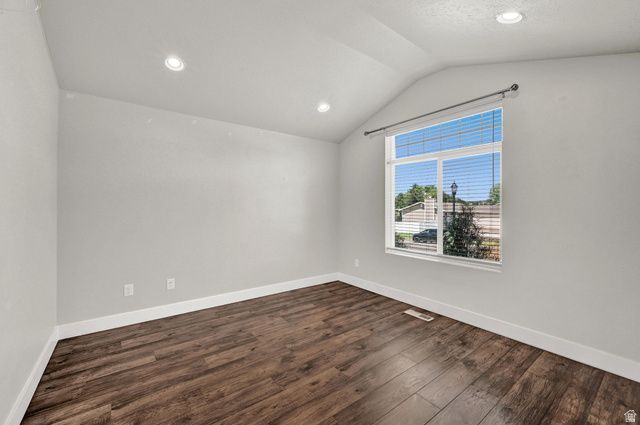 1568 E CHERRY LN, Layton, UT 84040