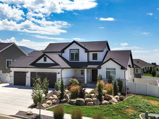 1568 E CHERRY LN, Layton, UT 84040