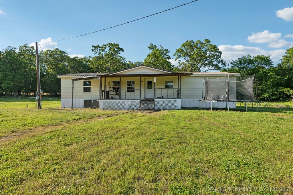 8683 N 436 Road, Hulbert, OK 74441