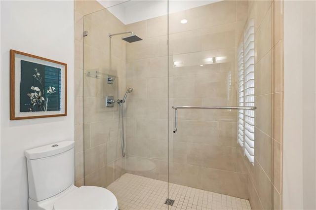 301 Canton Way, Roswell, GA 30075