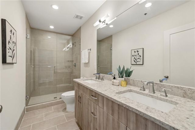 301 Canton Way, Roswell, GA 30075
