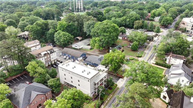 301 Canton Way, Roswell, GA 30075