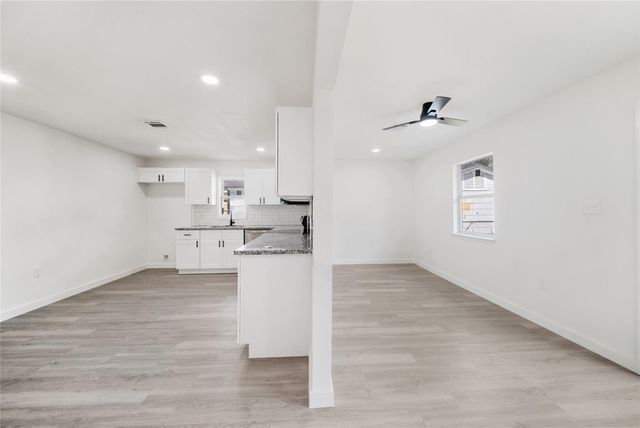 607 3rd Street, Humble, TX 77338