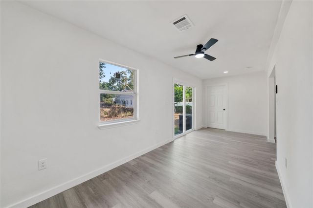 607 3rd Street, Humble, TX 77338