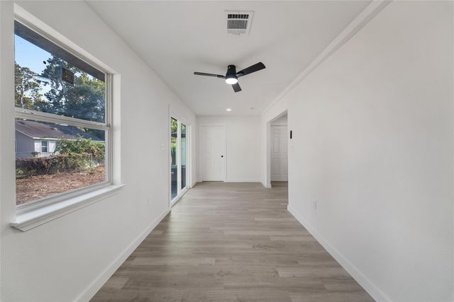 607 3rd Street, Humble, TX 77338