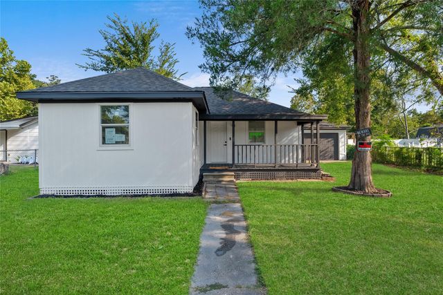 607 3rd Street, Humble, TX 77338