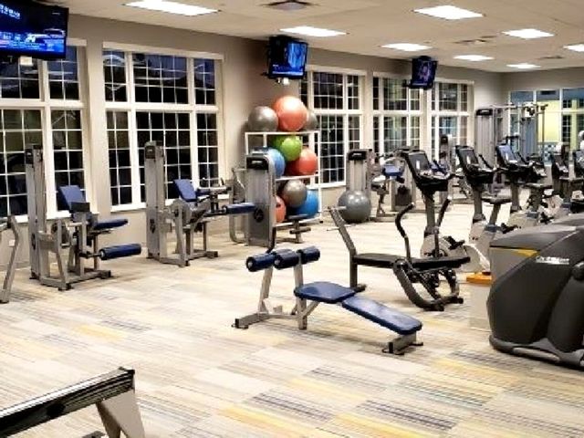 2594 Venetian Lane, Elgin, IL 60124