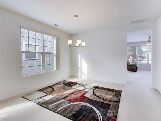 2594 Venetian Lane, Elgin, IL 60124