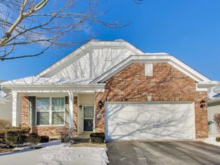 2594 Venetian Lane, Elgin, IL 60124