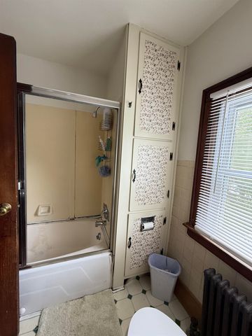 119 North Main Street, Rutland City, VT 05701