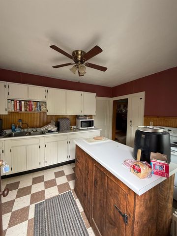 119 North Main Street, Rutland City, VT 05701