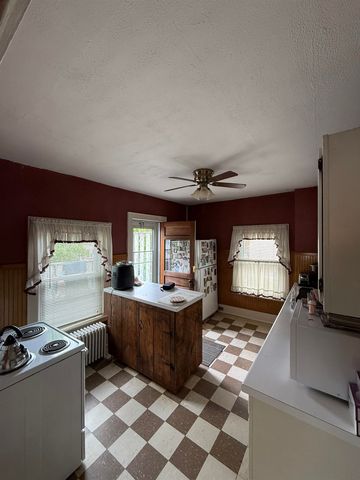 119 North Main Street, Rutland City, VT 05701