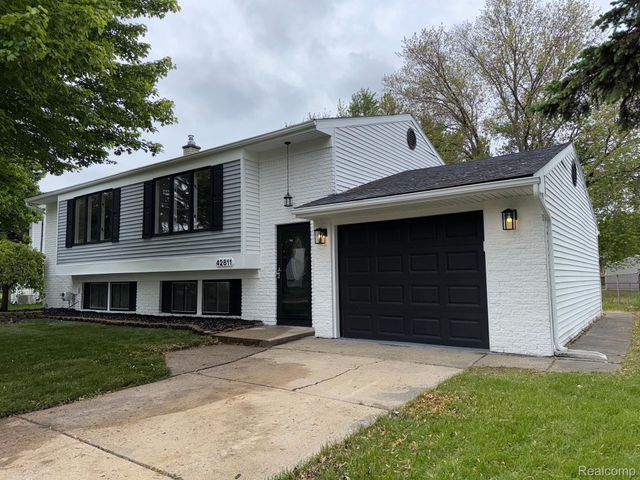 42811 WILMINGTON Drive, Sterling Heights, MI 48313