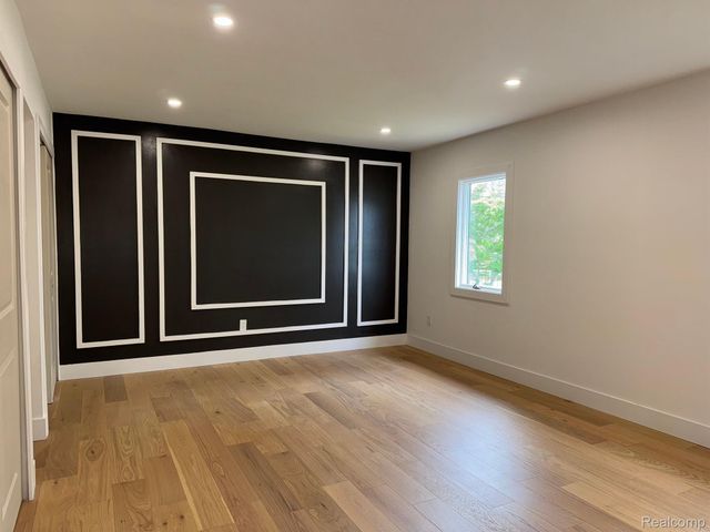 42811 WILMINGTON Drive, Sterling Heights, MI 48313