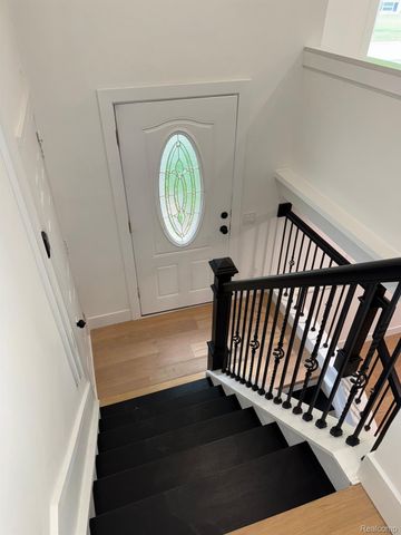 42811 WILMINGTON Drive, Sterling Heights, MI 48313