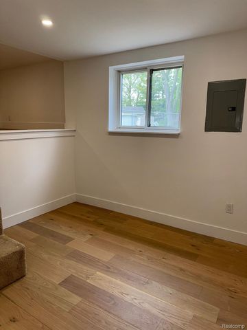 42811 WILMINGTON Drive, Sterling Heights, MI 48313