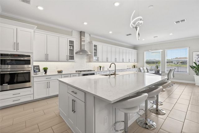 18215 LEAFMORE STREET, Lutz, FL 33548