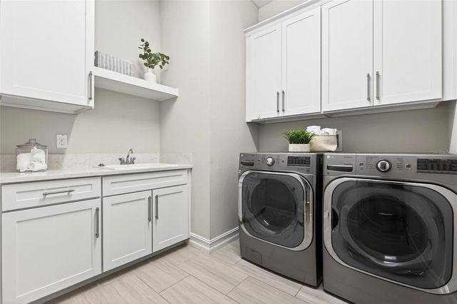 18215 LEAFMORE STREET, Lutz, FL 33548