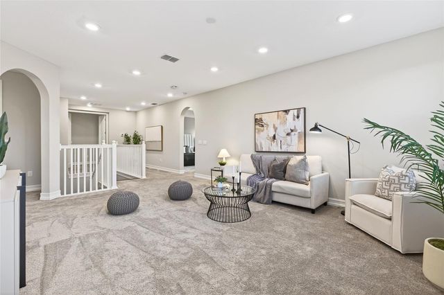 18215 LEAFMORE STREET, Lutz, FL 33548