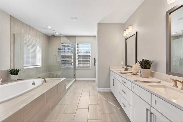 18215 LEAFMORE STREET, Lutz, FL 33548