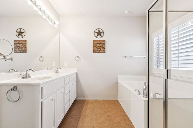 12913 Hurricane Lane, Fort Worth, TX 76244