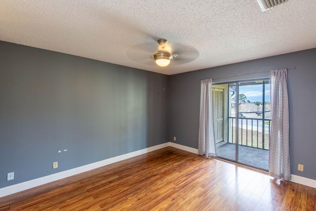 4715 Lucerne Lakes Boulevard E 205, Greenacres, FL 33467