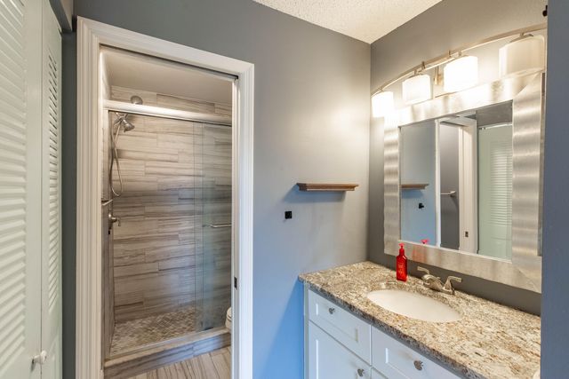 4715 Lucerne Lakes Boulevard E 205, Greenacres, FL 33467