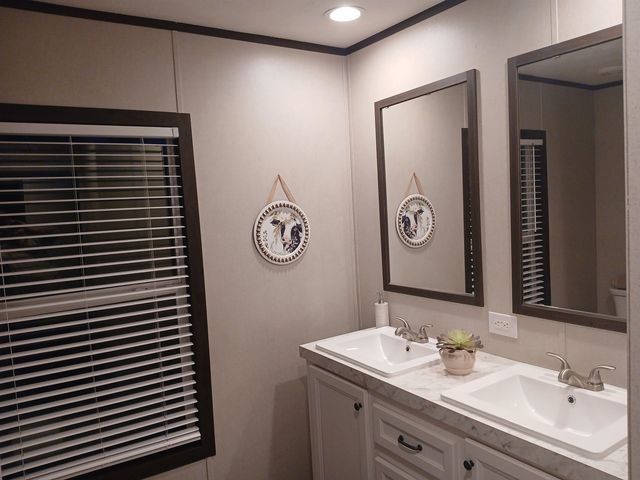 2252 Blocker Rd, Marshall, TX 75672