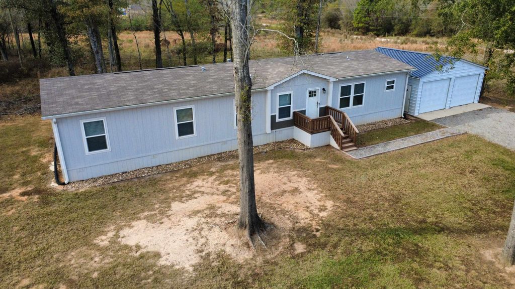 2252 Blocker Rd, Marshall, TX 75672