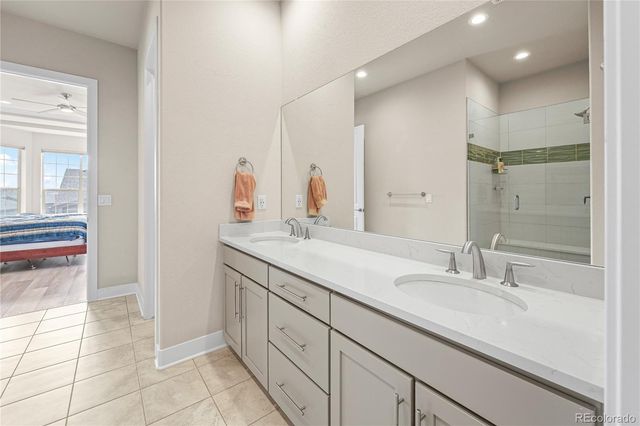 21996 E Allenspark Place, Aurora, CO 80016