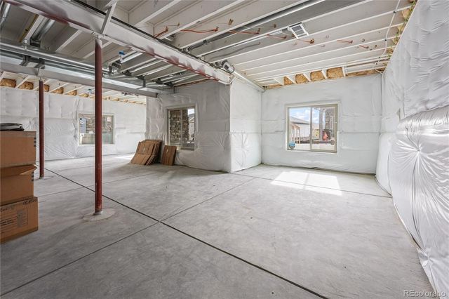 21996 E Allenspark Place, Aurora, CO 80016