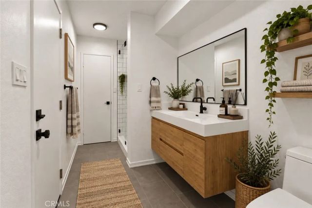5931 Maury Avenue, Woodland Hills, CA 91367