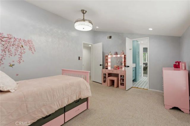 5931 Maury Avenue, Woodland Hills, CA 91367