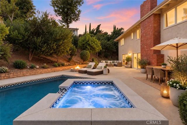 5931 Maury Avenue, Woodland Hills, CA 91367