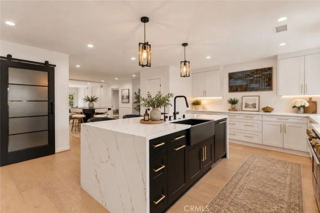 5931 Maury Avenue, Woodland Hills, CA 91367