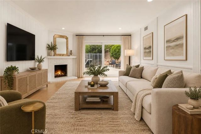5931 Maury Avenue, Woodland Hills, CA 91367