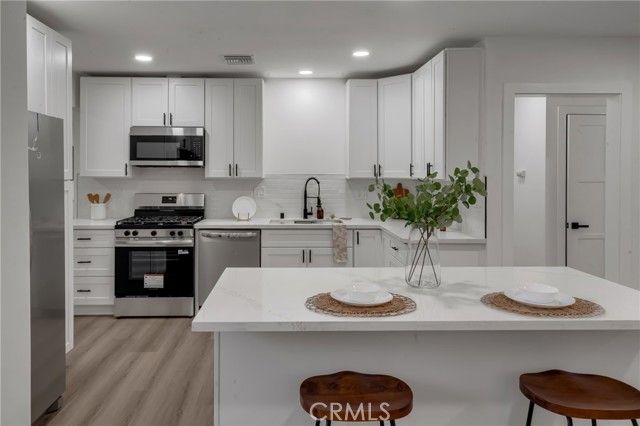 1741 N Rose, Burbank, CA 91505